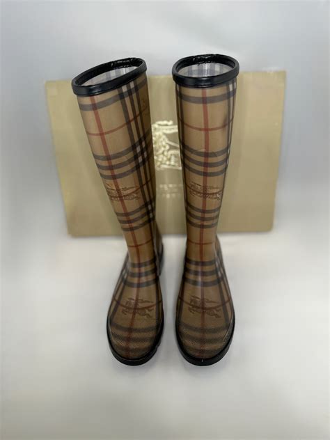 fake burberry print rain boots|burberry rain boots lowest price.